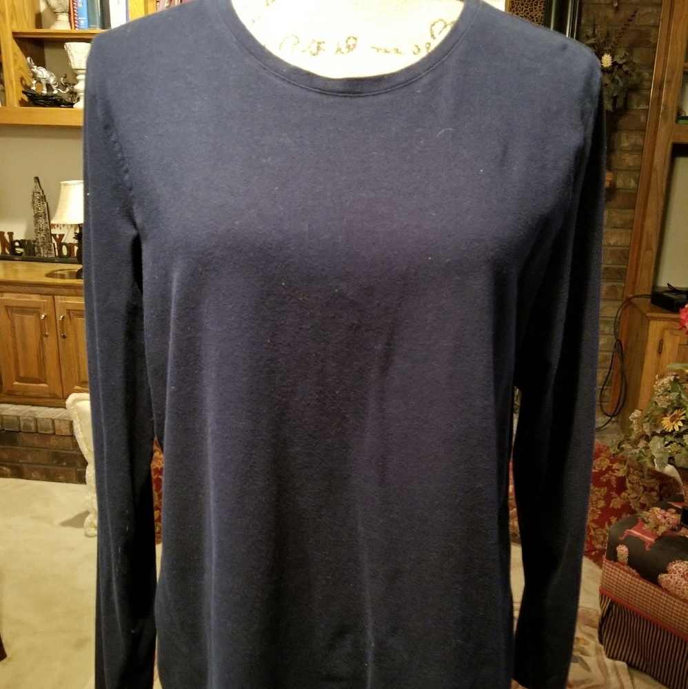 Navy blue long sleeve tee